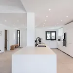 Villa Vega Luxury Living Premium Features Gym Jacuzzi *