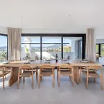 Vega Luxury Living Premium Features Gym Jacuzzi * Marbella