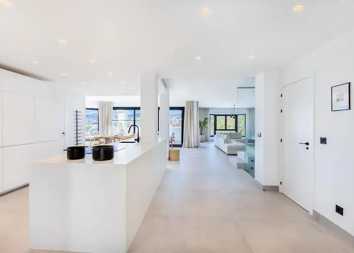 别墅 Vega Luxury Living Premium Features Gym Jacuzzi