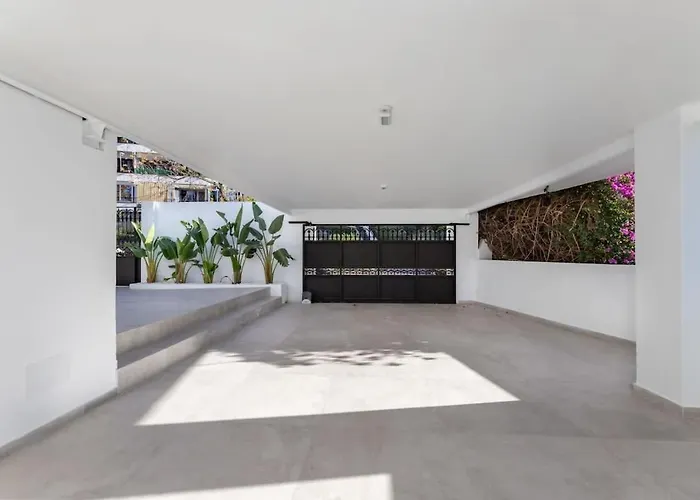 Vega Luxury Living Premium Features Gym Jacuzzi 别墅 *