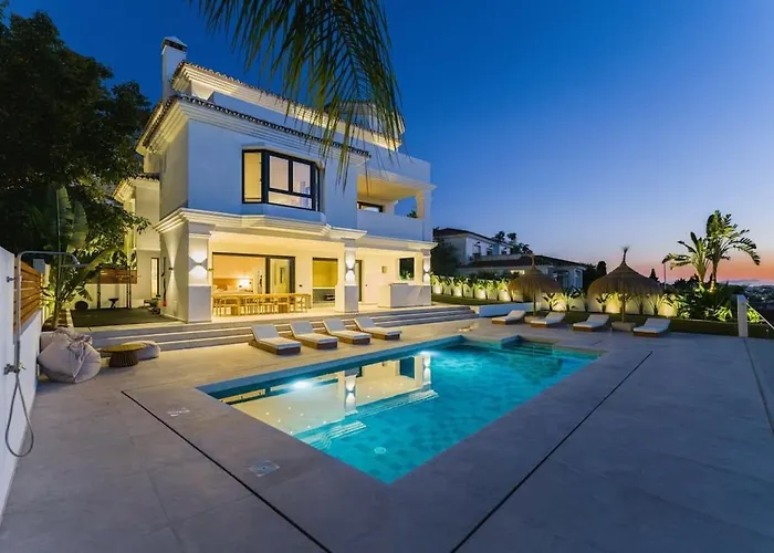 别墅 Vega Luxury Living Premium Features Gym Jacuzzi