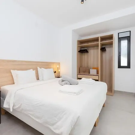 Vila Vega Luxury Living Premium Features Gym Jacuzzi Marbella