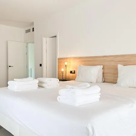 Vega Luxury Living Premium Features Gym Jacuzzi Vila