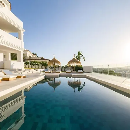 Vega Luxury Living Premium Features Gym Jacuzzi Marbella