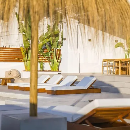 Villa Vega Luxury Living Premium Features Gym Jacuzzi *