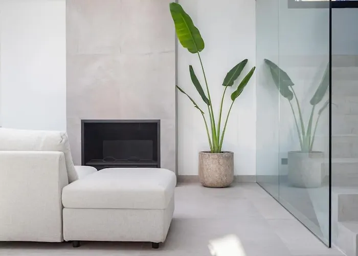 Vega Luxury Living Premium Features Gym Jacuzzi Villa Marbella